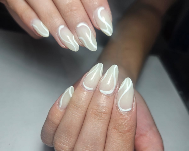 Soft gel + 2 decos  (hasta largo n° 3)