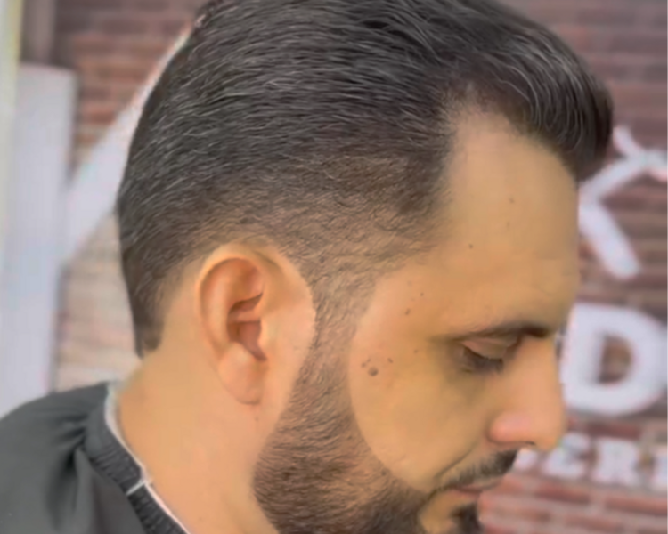 Corte de cabello y barba con Mendez