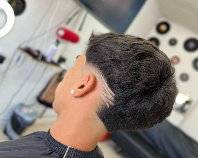 Corte de cabello cejas más Diseño 