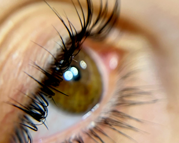 CON LUZZA LIFTING DE PESTAÑAS 