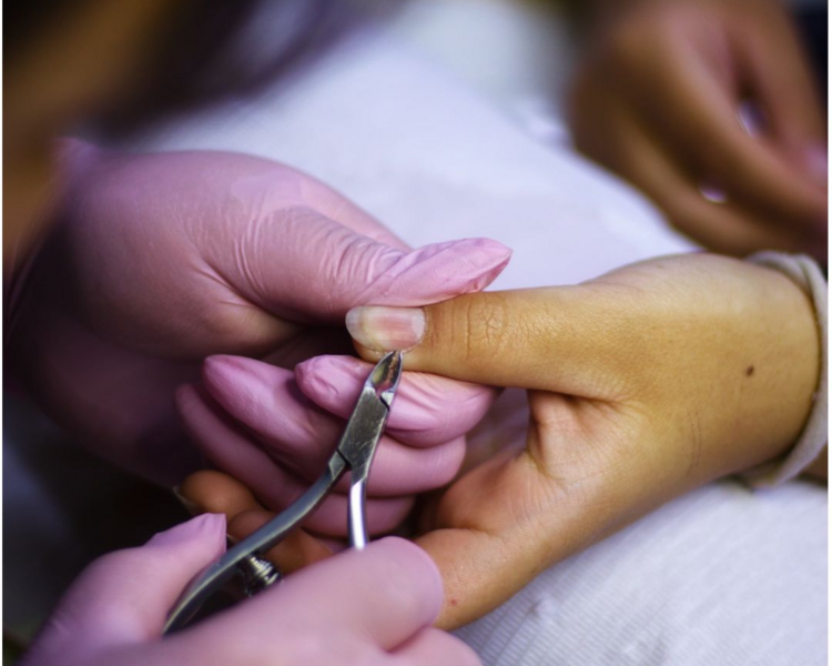 ESMALTADO PERMANENTE 