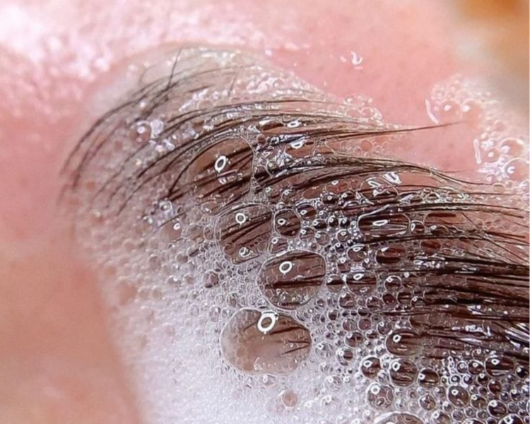 Cejas perfectas (Diseño, perfilado, laminado, botox y tinte)
