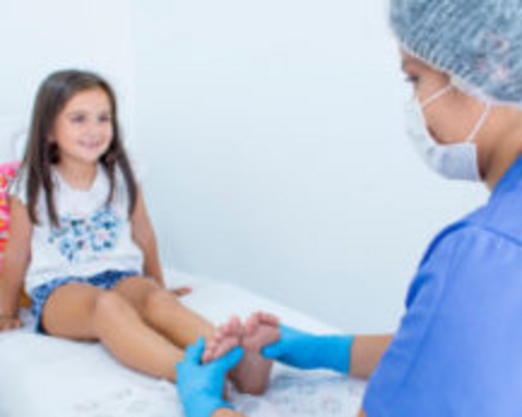 Onicocriptosis o uña encarnada niños hasta 12 años