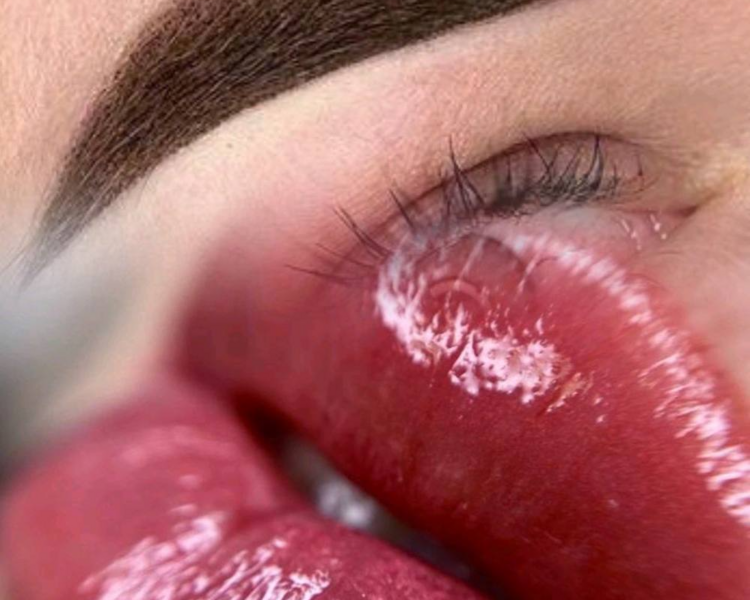MENTORÍA PRESENCIAL + OLINE PARA PROFESIONALES DE LA ESTÉTICA – 30 DÍAS