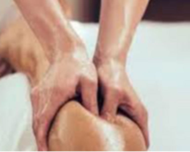 Masaje Deportivo  (descarga muscular)