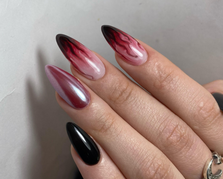 Extensiones de polygel o Softgel 1 color mas 2 diseños mano alzada