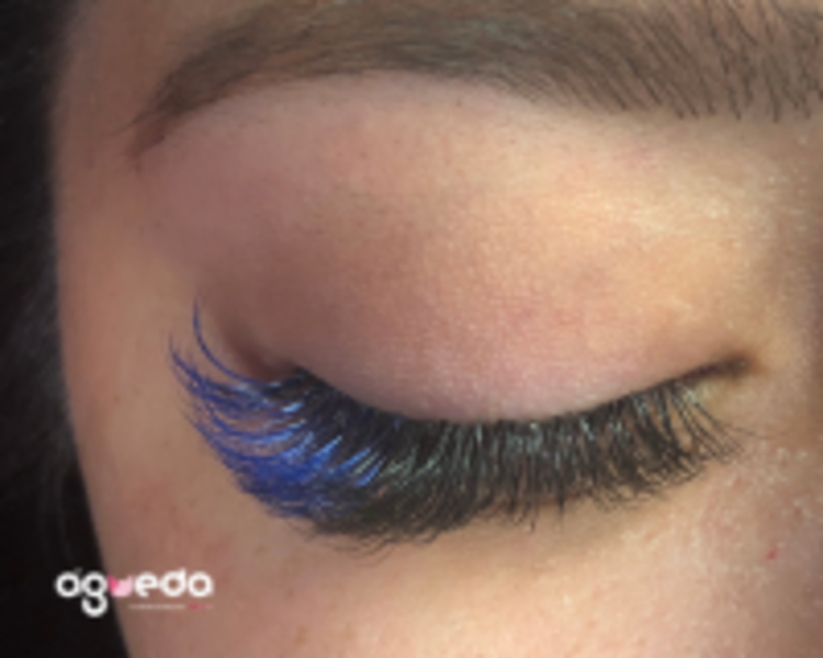   Extensiones de color, diamantina y/o pedrería Adicionales al diseño.