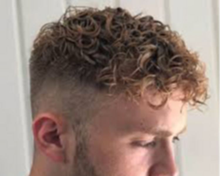 Ondulación permanente Cabello ( incluye corte)