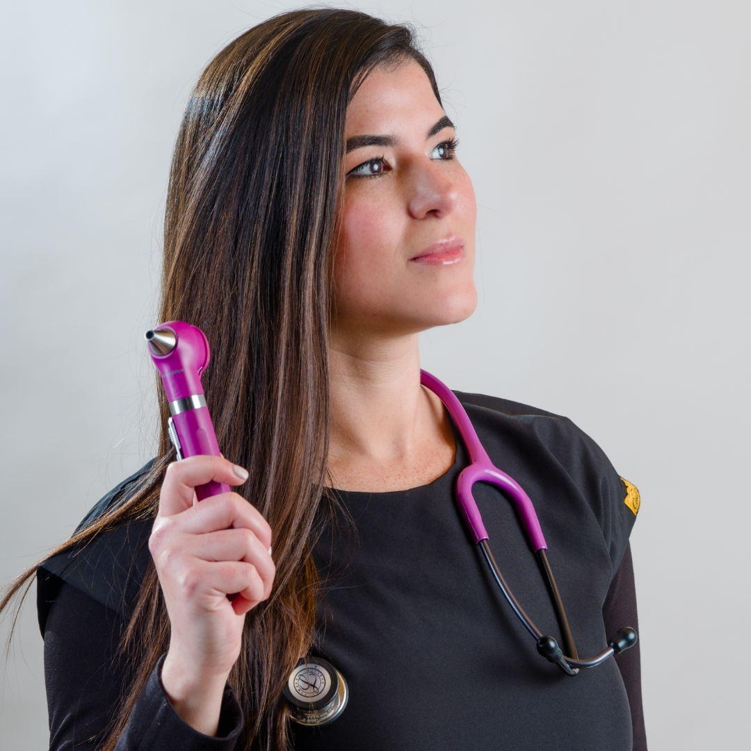 Pediatra Delines Farias