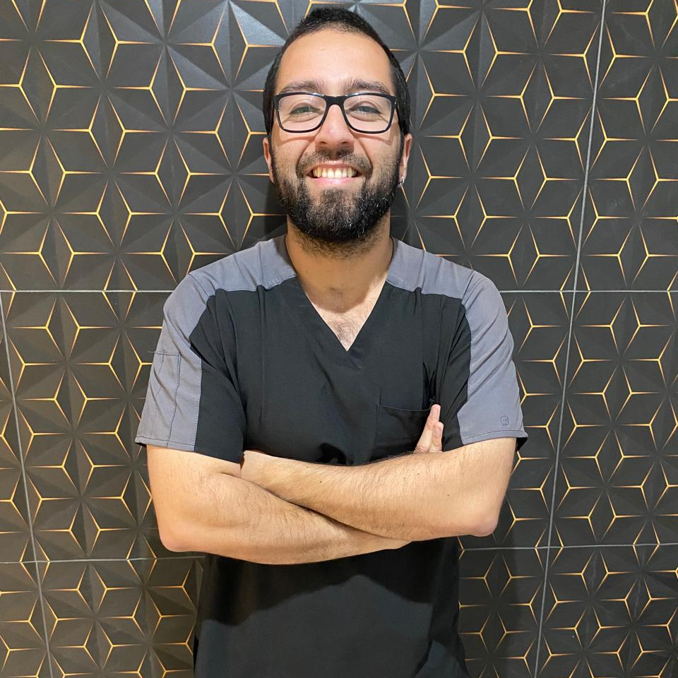 Kinesiólogo Miguel Orellana 