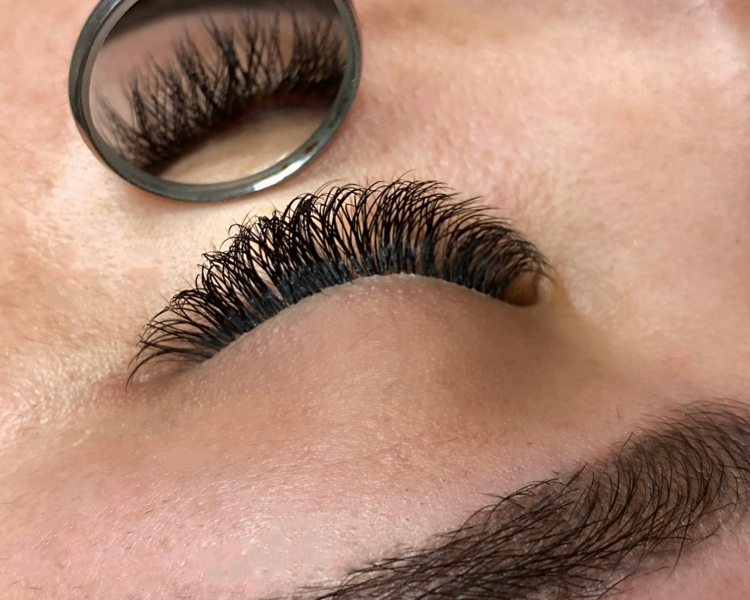 Retoque de Pestañas - 14 a 21 días