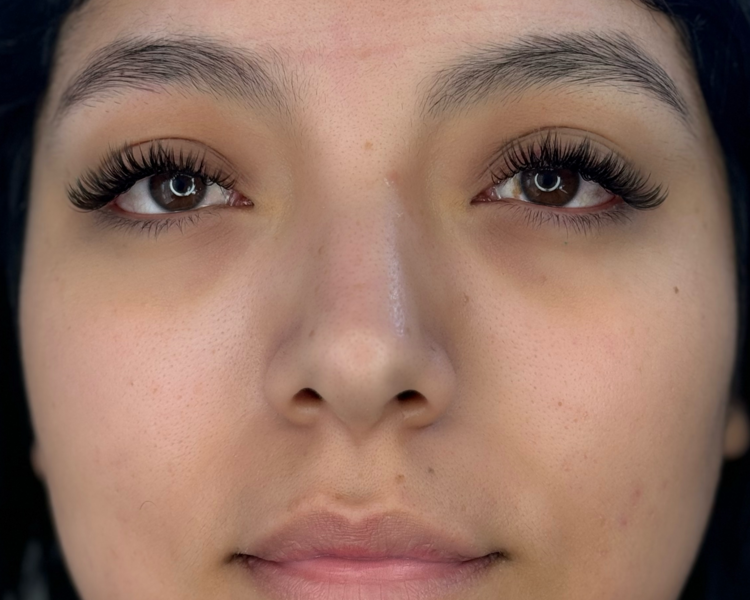 Volumen Efecto Wet / Mojado / Rimel Wispy