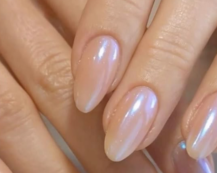 MANICURE RUSO CON SHELLAC (1 SOLO TONO)