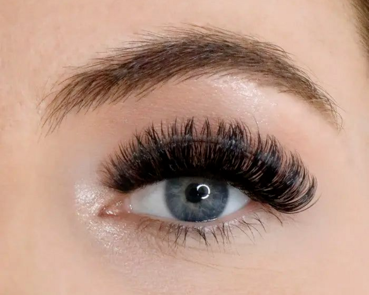 Extension de pestañas Volumen Ruso 