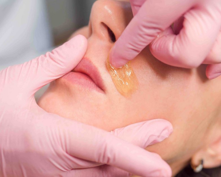 Depilacion de Bozo (con hilo o cera)