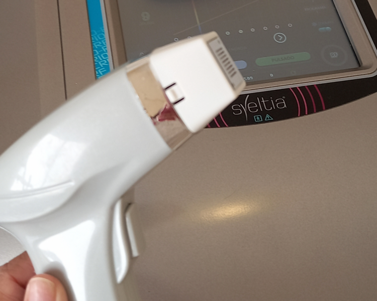 RADIOFRECUENCIA FRACCIONADA FACIAL