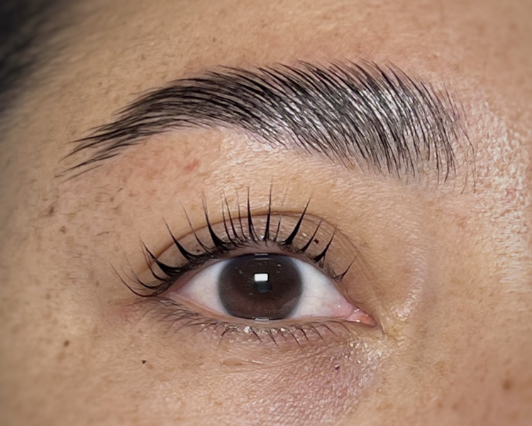 COMBO PREMIUM (Lifting FULL Pestañas + Laminado y perfilado de cejas)