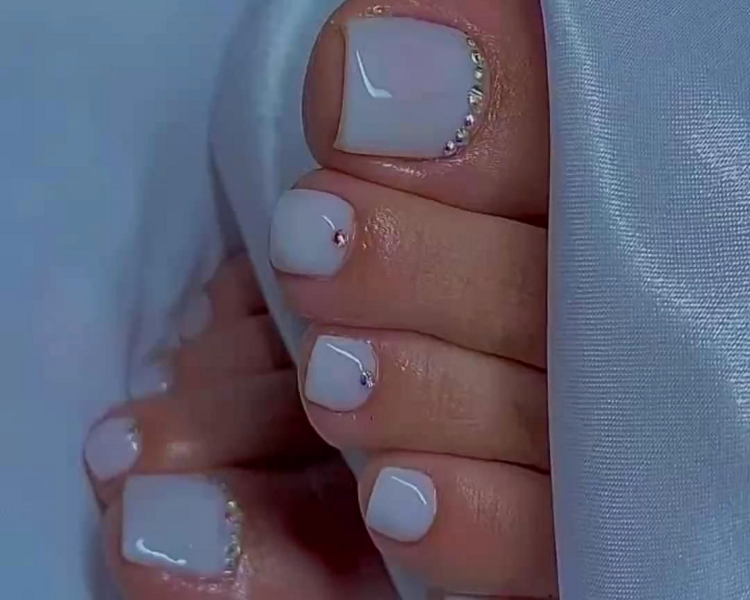 Pedicura completa + esmaltado permanente 
