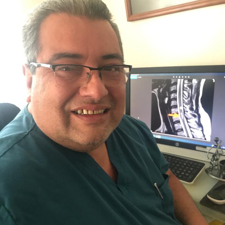 Dr. Héctor Aceituno / Neurocirugía