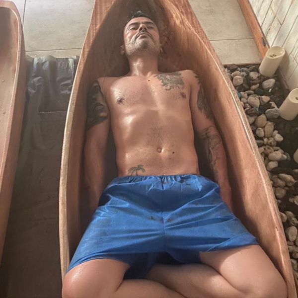 Baño en bongo con plantas ancestrales, fitoterapia y masaje