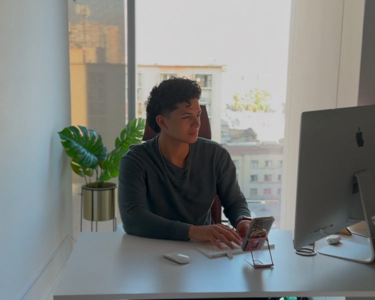 ASESORIA POR VIDEO LLAMADA CON EL ASESOR ALEXANDER CORTÉS.