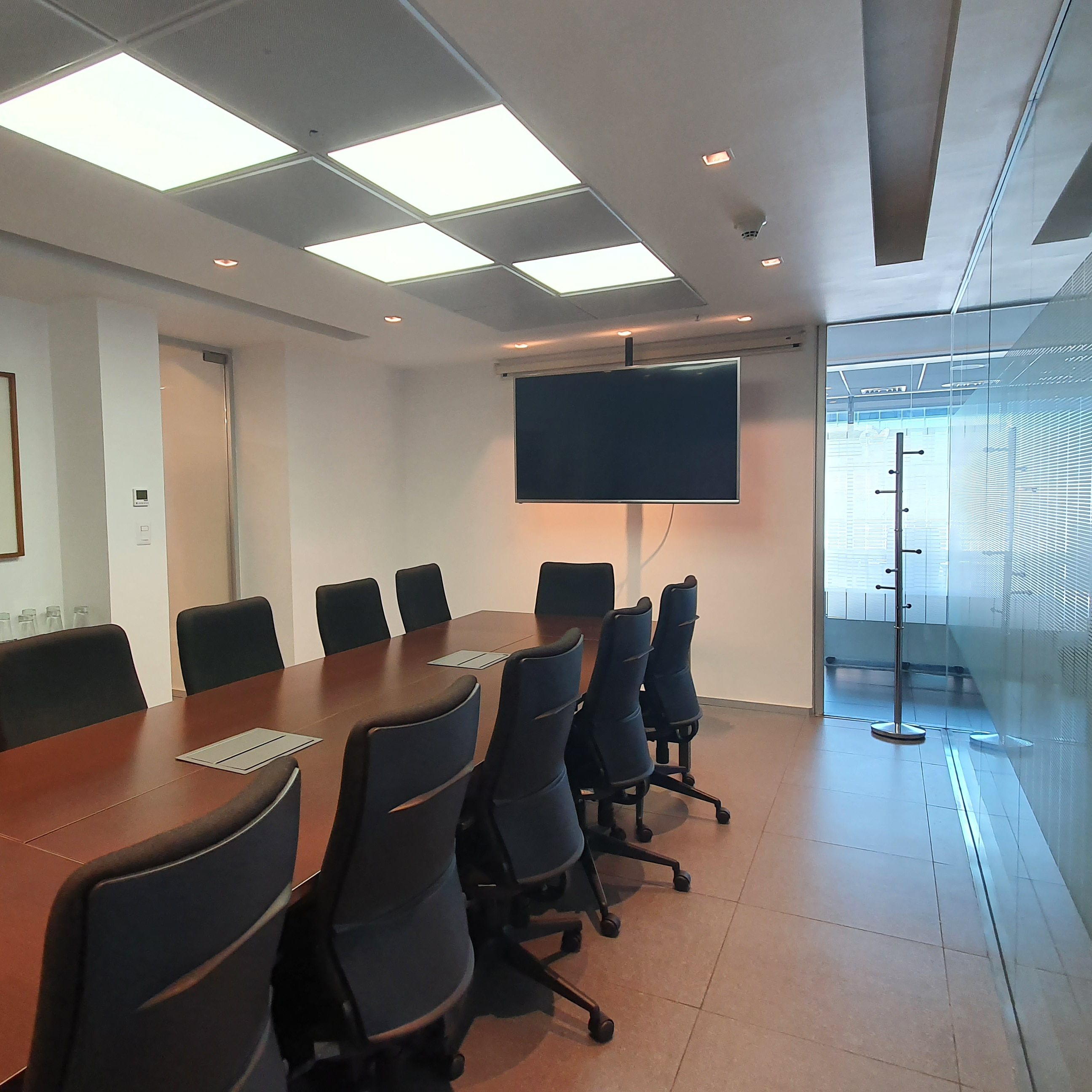 Sala 12 personas / La Concepción 