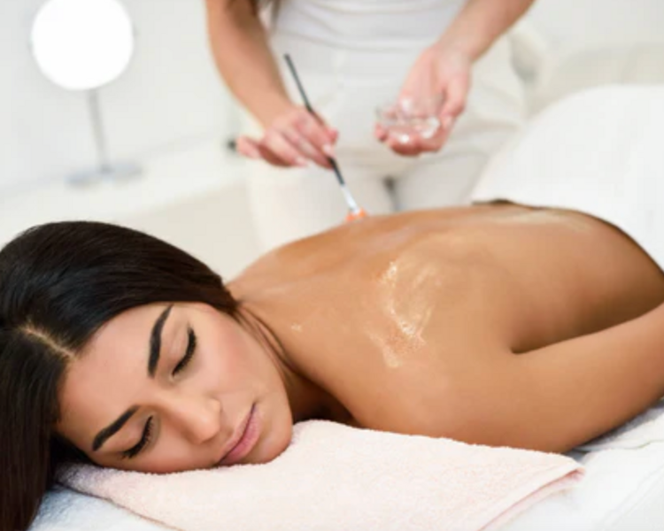 Higiene Profunda rostro, cuello y escote + Higiene de Espalda