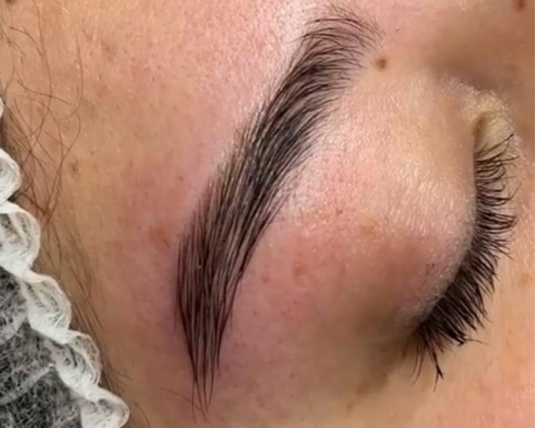 Perfilado de cejas