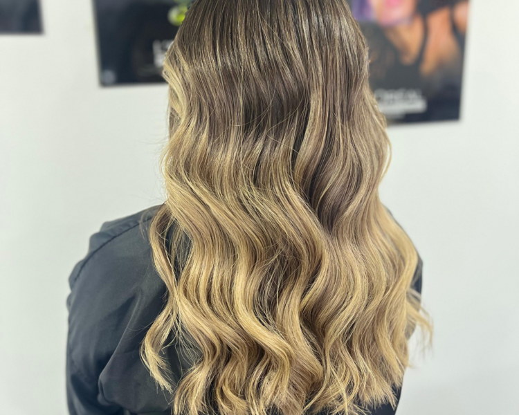 Mechas con papel Babylights, Balayage, Morena iluminada, Microlights, Highlight, Macrolights cabello largo desde