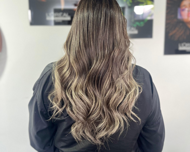 Mechas con papel Babylights, Balayage, Morena iluminada, Microlights, Highlight, Macrolights cabello largo desde