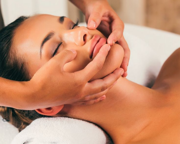 HEAD SPA INTERMEDIO - TRATAMIENTO Y MASAJE CAPILAR Y FACIAL - 75 MINUTOS