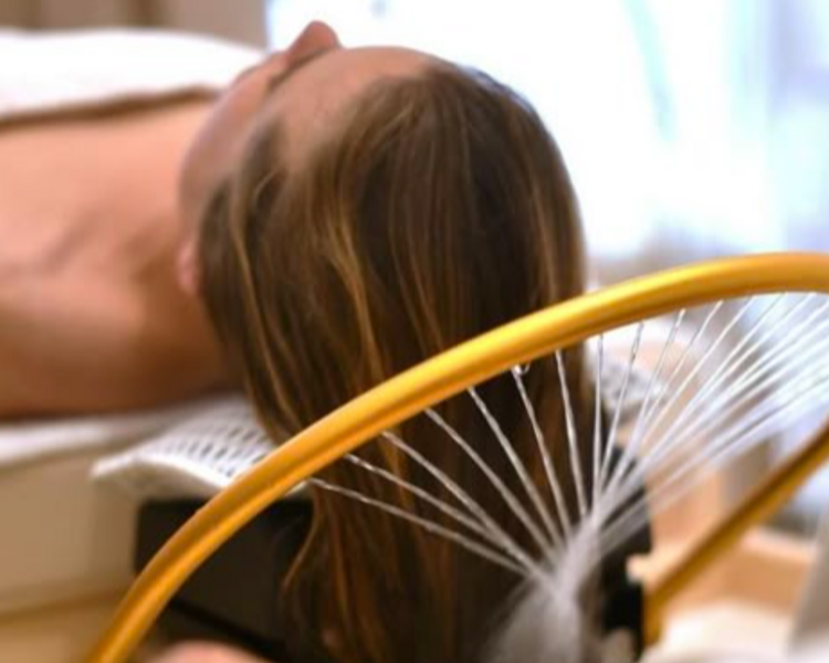 HEAD SPA INTERMEDIO - TRATAMIENTO Y MASAJE CAPILAR Y FACIAL - 75 MINUTOS
