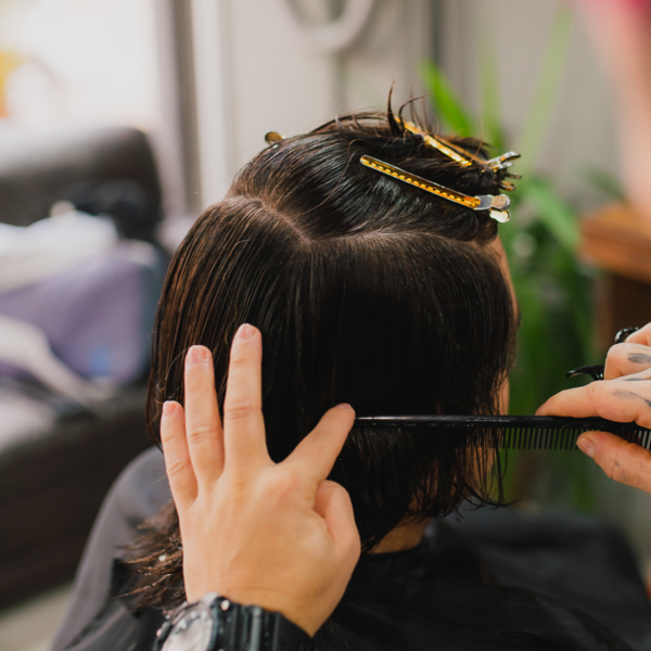 Corte de cabello + Limpieza facial express