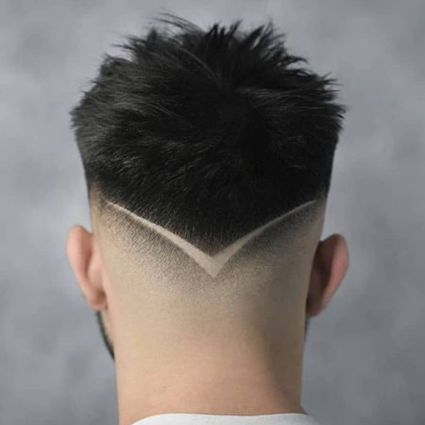 Diseño de línea en el corte de cabello 