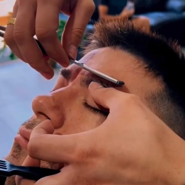 Corte de cabello + Servicio de cejas