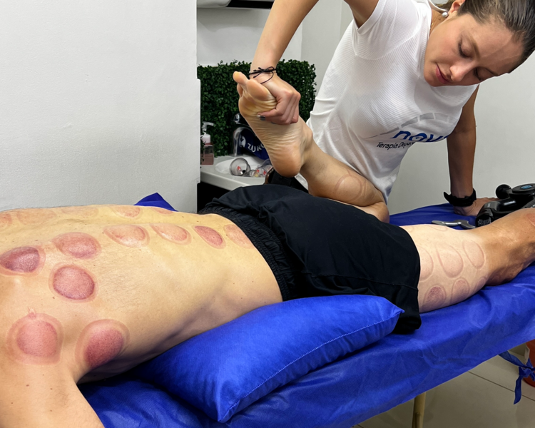 Masaje  deportivo de piernas