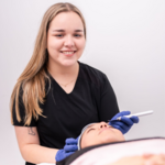 Cosmetóloga. Isidora Hartung photo