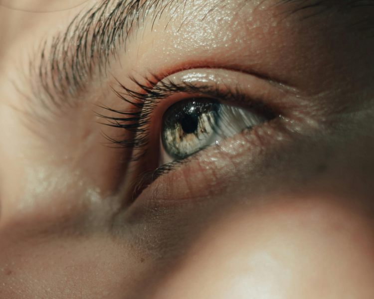 Botox nutritivo de cejas o pestañas