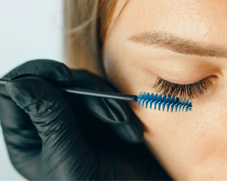 Botox nutritivo de cejas o pestañas