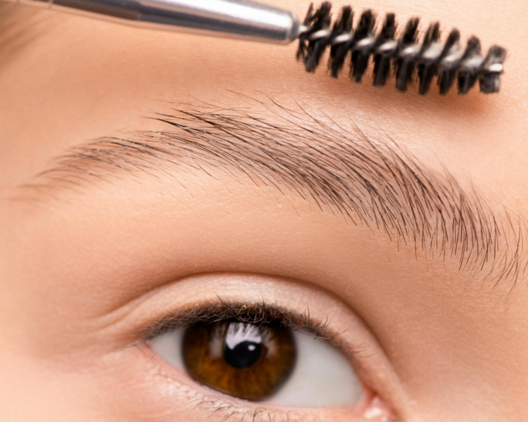 Laminado de cejas / BrowLamination