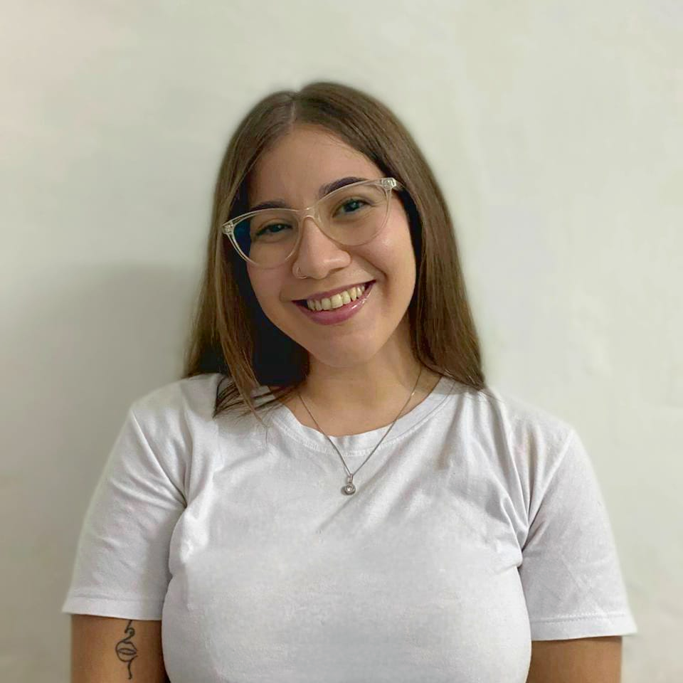 Fono. Araceli Flores