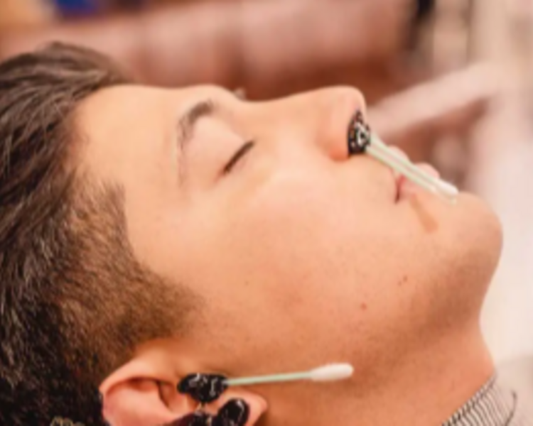 Corte de Barba + Depilación Nasal y Oídos con Cera