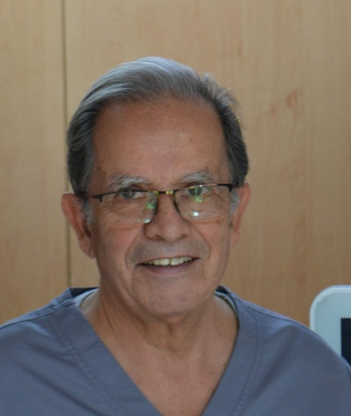 Dr. Enrique Toledo