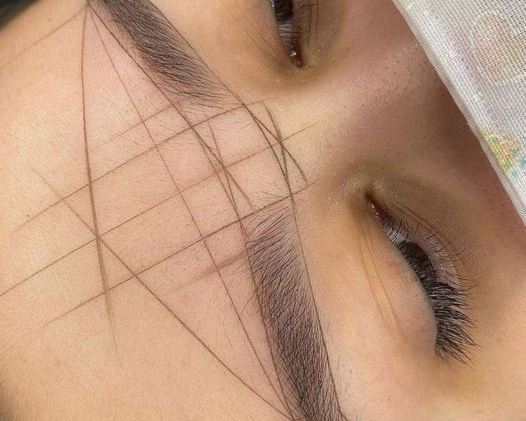 Perfilado de cejas