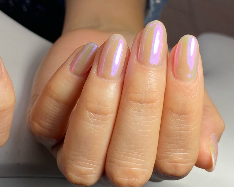 Manicure Esmaltado Permanente con Nivelación (Base Rubber o Hard Gel)