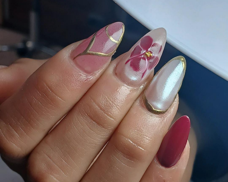 Manicure Esmaltado Permanente + Diseño 4 simples