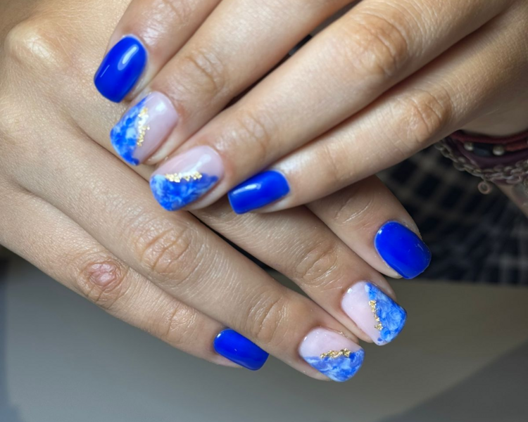 Manicure Esmaltado Permanente + Diseño 4 simples