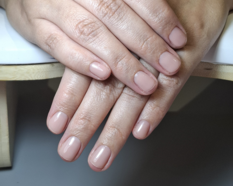 Manicure Rusa (Incluye Nivelación)