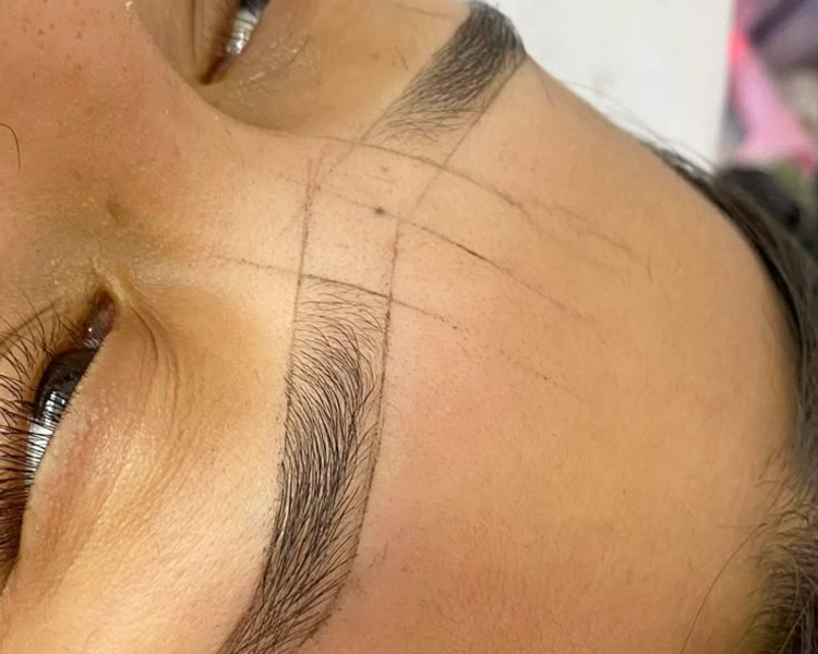 DEPILACIÓN DE CEJAS - PERFILADOR