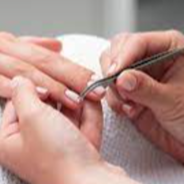 Manicura solo limpieza